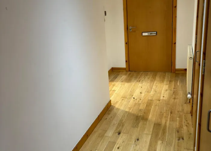 Maciver City Apartments Farraline Court